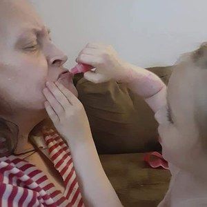 Meet your Posher, Connie